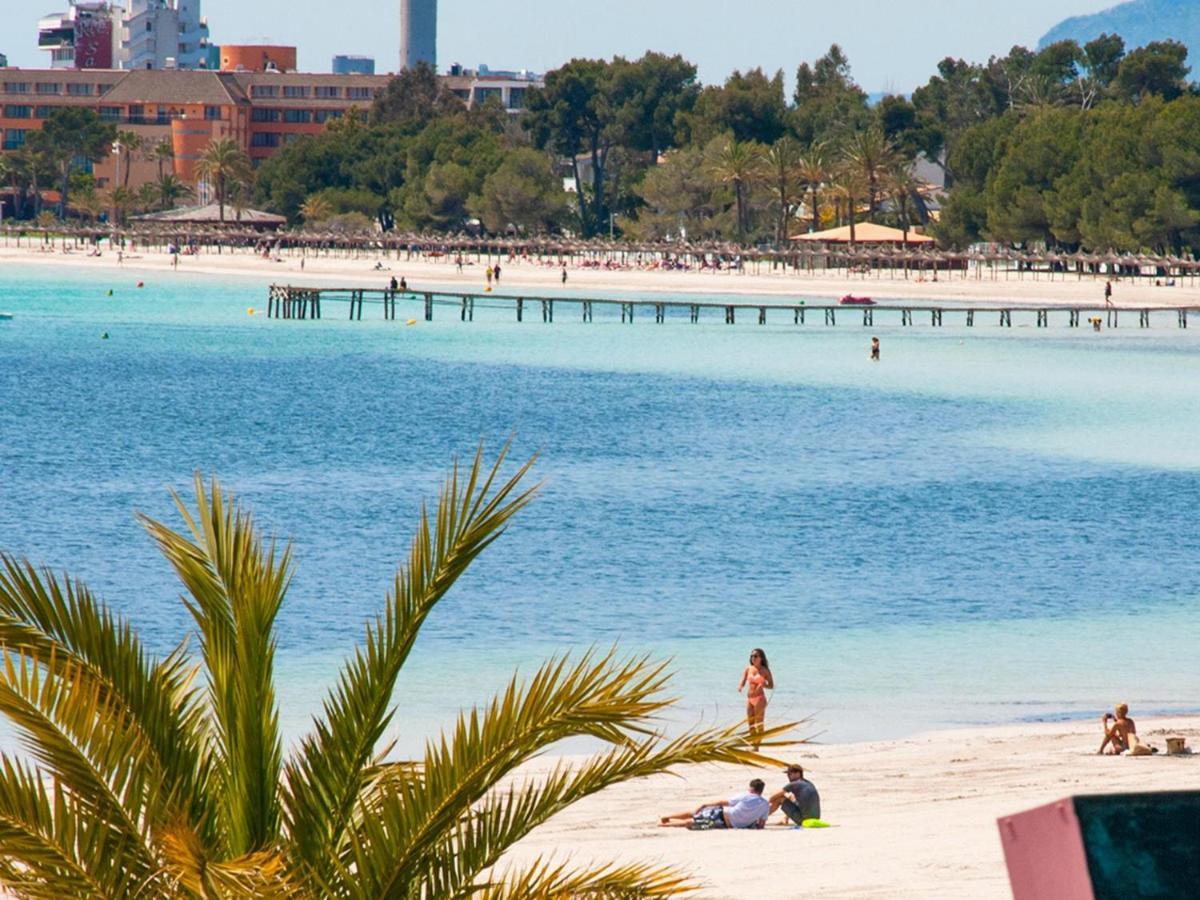 פורט ד'אלקודיה Apartment Xara Torres, At The Beach Of Alcudia מראה חיצוני תמונה