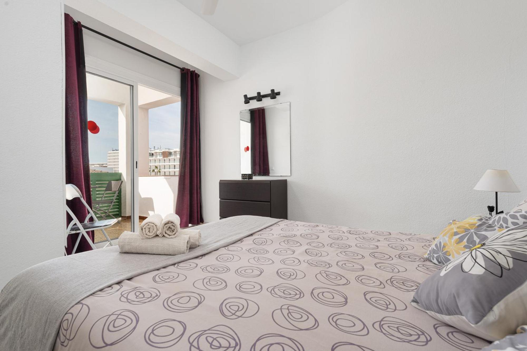 פורט ד'אלקודיה Apartment Xara Torres, At The Beach Of Alcudia מראה חיצוני תמונה