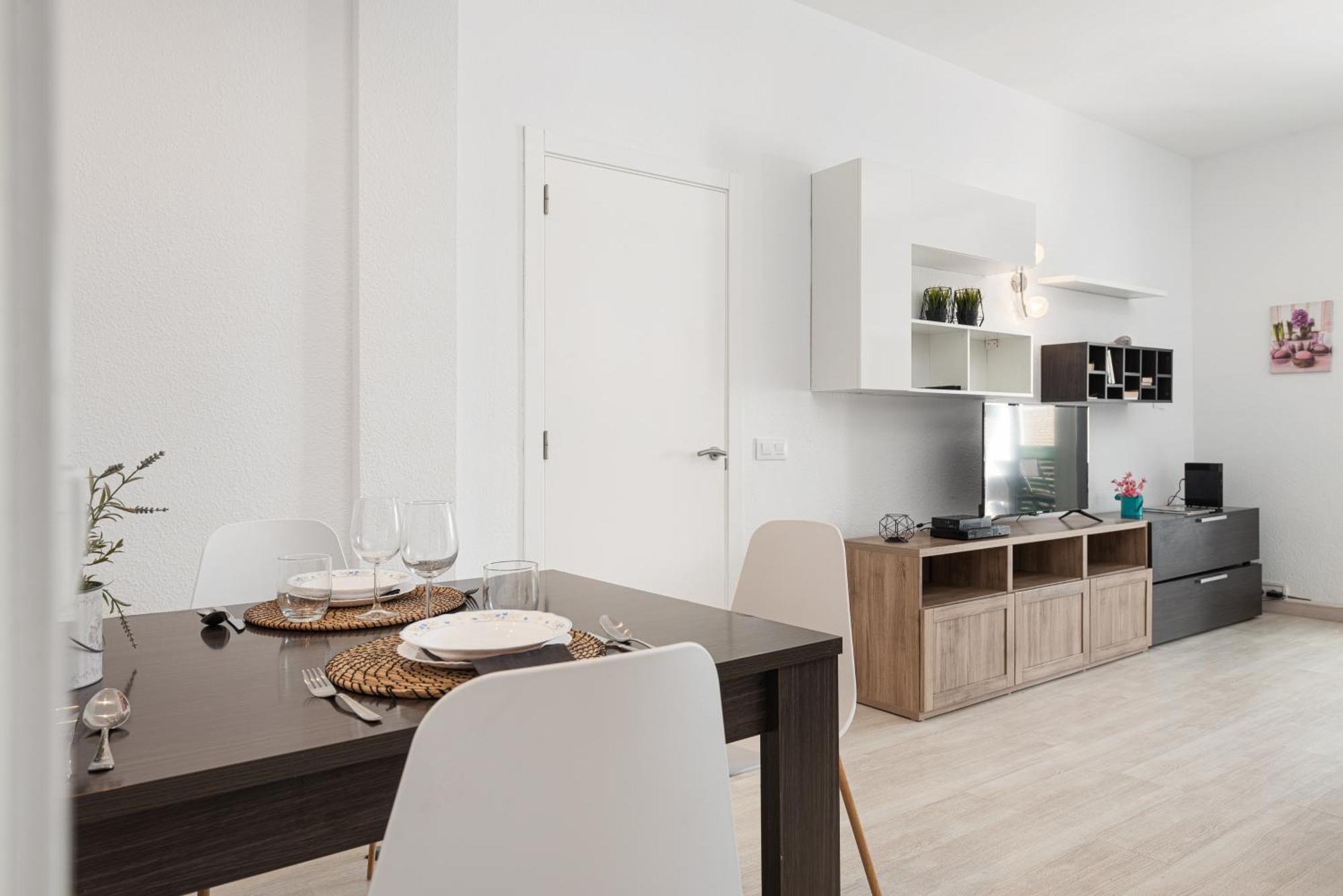 פורט ד'אלקודיה Apartment Xara Torres, At The Beach Of Alcudia מראה חיצוני תמונה