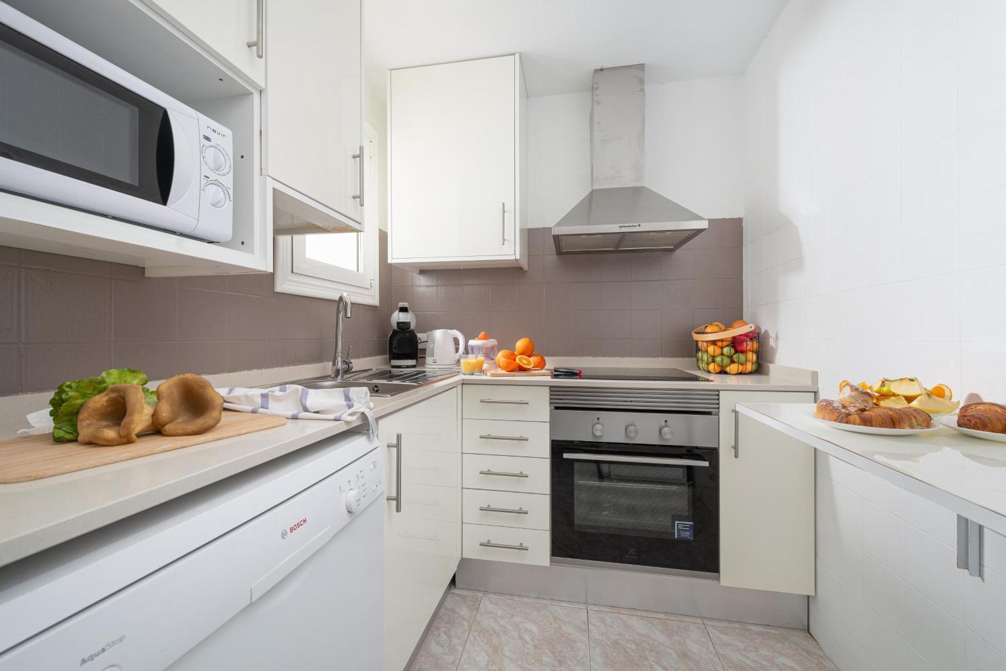 פורט ד'אלקודיה Apartment Xara Torres, At The Beach Of Alcudia מראה חיצוני תמונה